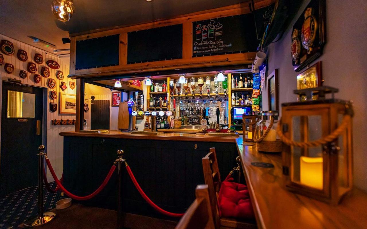 The Ship In Dock Inn Dartmouth Luaran gambar