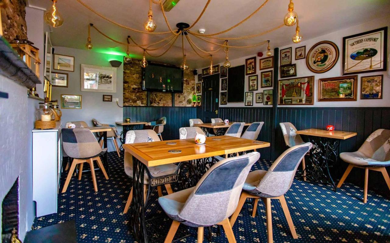 The Ship In Dock Inn Dartmouth Luaran gambar